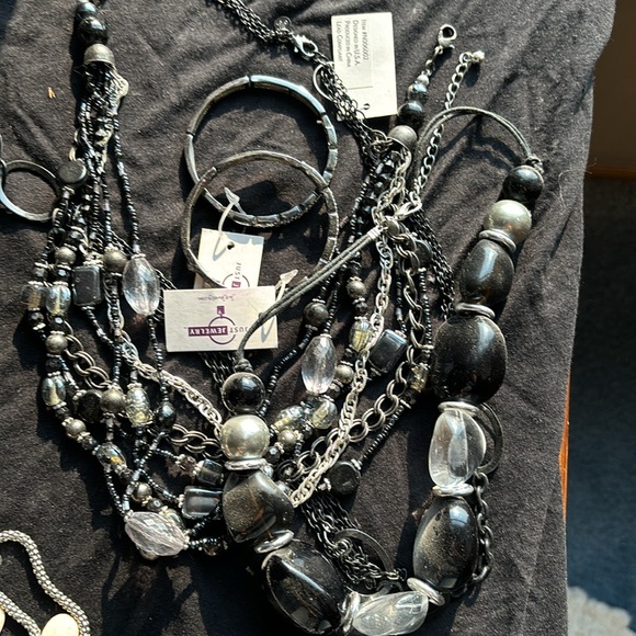 Just Jewelry New w/ tags $325 value Brackets earrings necklaces rings brooches - Picture 6 of 9